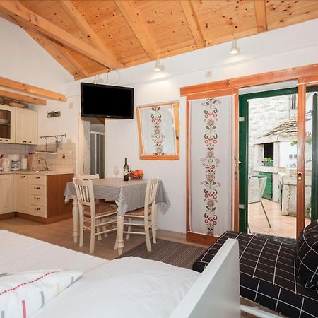 Studio Apartment Karlo Split Ngoại thất bức ảnh