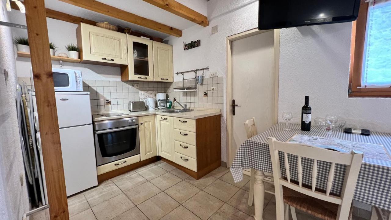 Studio Apartment Karlo Split Ngoại thất bức ảnh